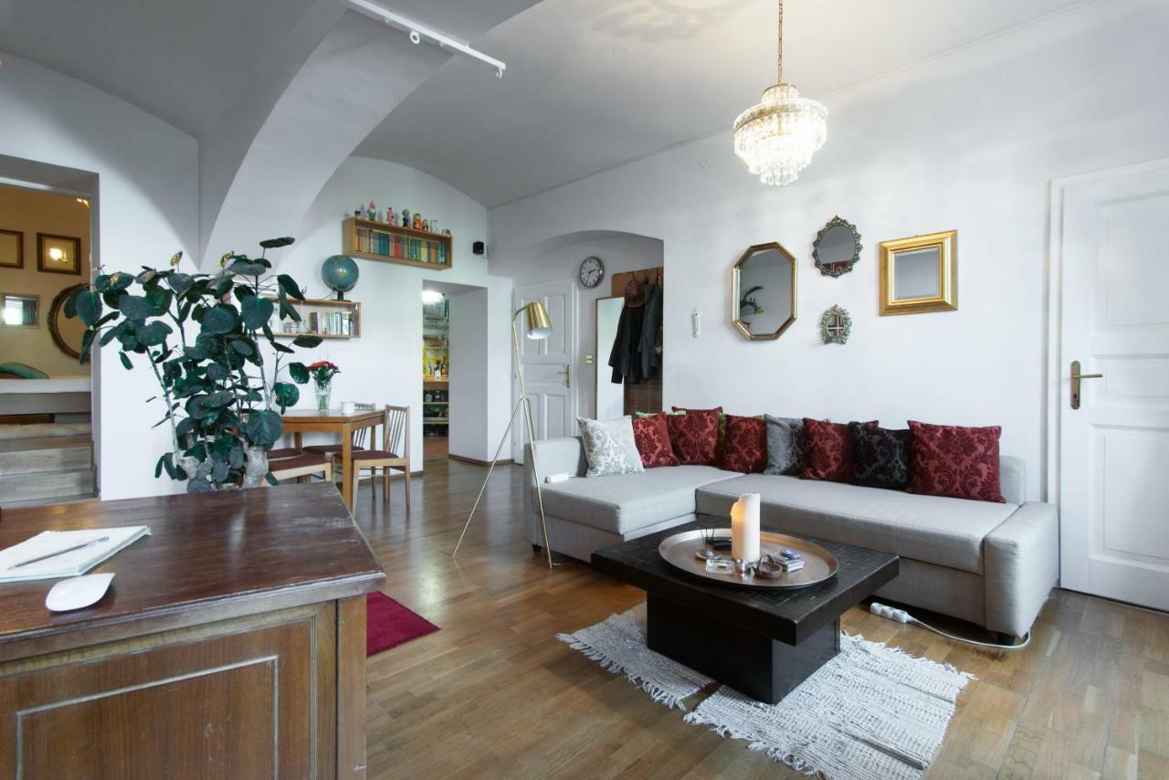 Victoria Design Stays - Apartment Rehorova Прага Экстерьер фото